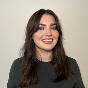 Claire Burns, LE